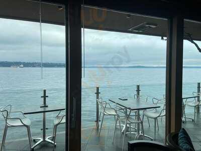 Six Seven Restaurant