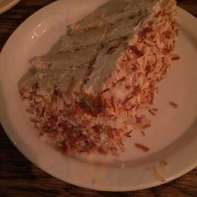 Russell's On Macklind