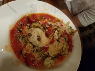 Cooper's Hawk Winery & Restaurants