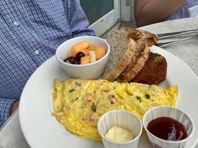 Cafe Monte French Bakery And Bistro