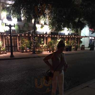 The Friendly Spot Ice House