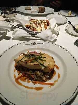 Truluck's Ocean's Finest Seafood & Crab - Austin Arboretum