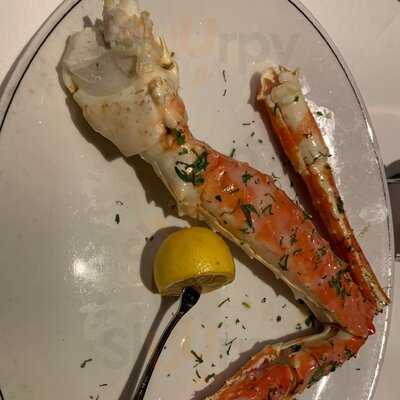 Truluck's Ocean's Finest Seafood & Crab - Austin Arboretum