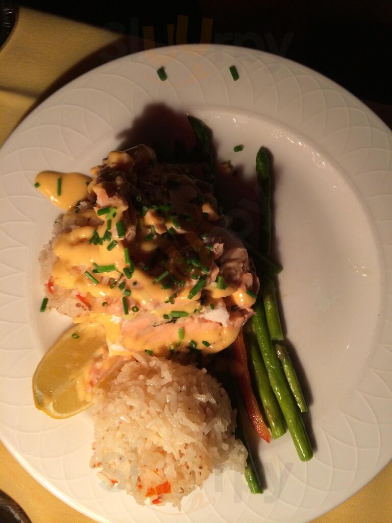 Alhambra Theatre & Dining