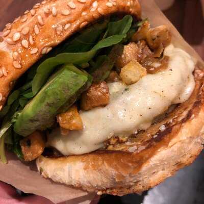 Roam Artisan Burgers