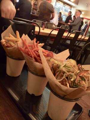 Roam Artisan Burgers