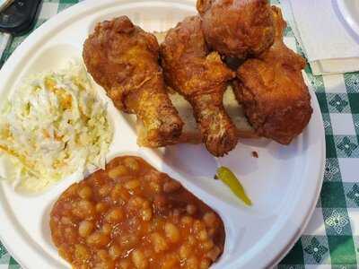 Gus's World Famous Fried Chicken