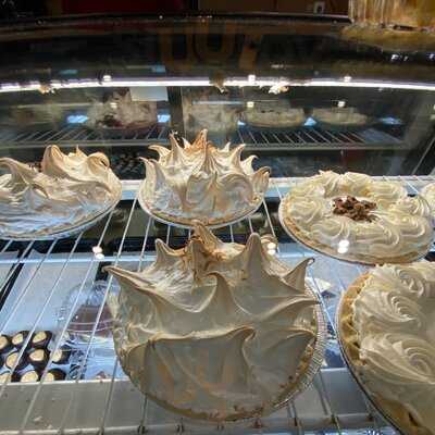 Homemade Ice Cream & Pie Kitchen