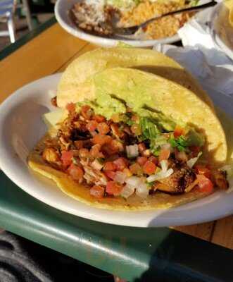 La Playa Taco Shop