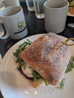 Sleepy Bee Cafe - Oakley