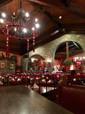 Cervantes Restaurant & Lounge