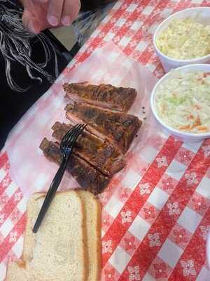 Rudy's Country Store & Bar-b-q