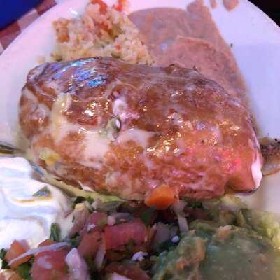 Nuevo Laredo Cantina