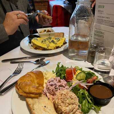 Tohono Chul Garden Bistro