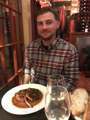 Henry's End Restaurant