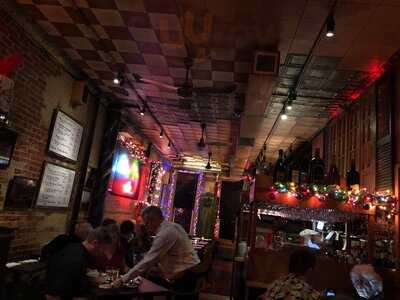 Henry's End Restaurant