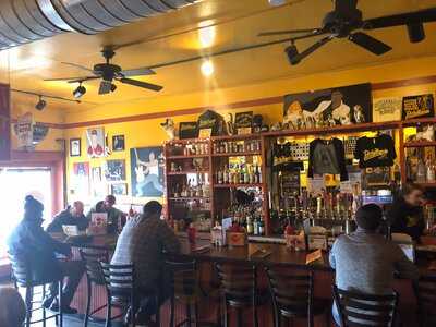 Dirty Frank's Hot Dog Palace