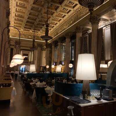 Marble Room Steaks And Raw Bar