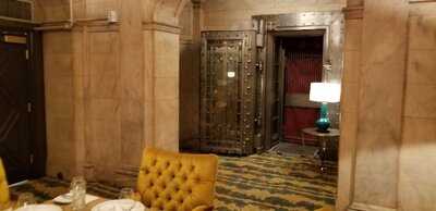 Marble Room Steaks And Raw Bar