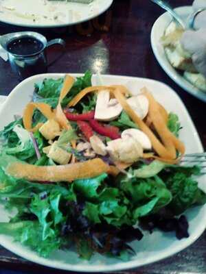 Ramsi's Cafe On The World