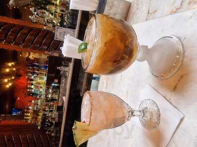 Mi Tierra Cafe & Bakery