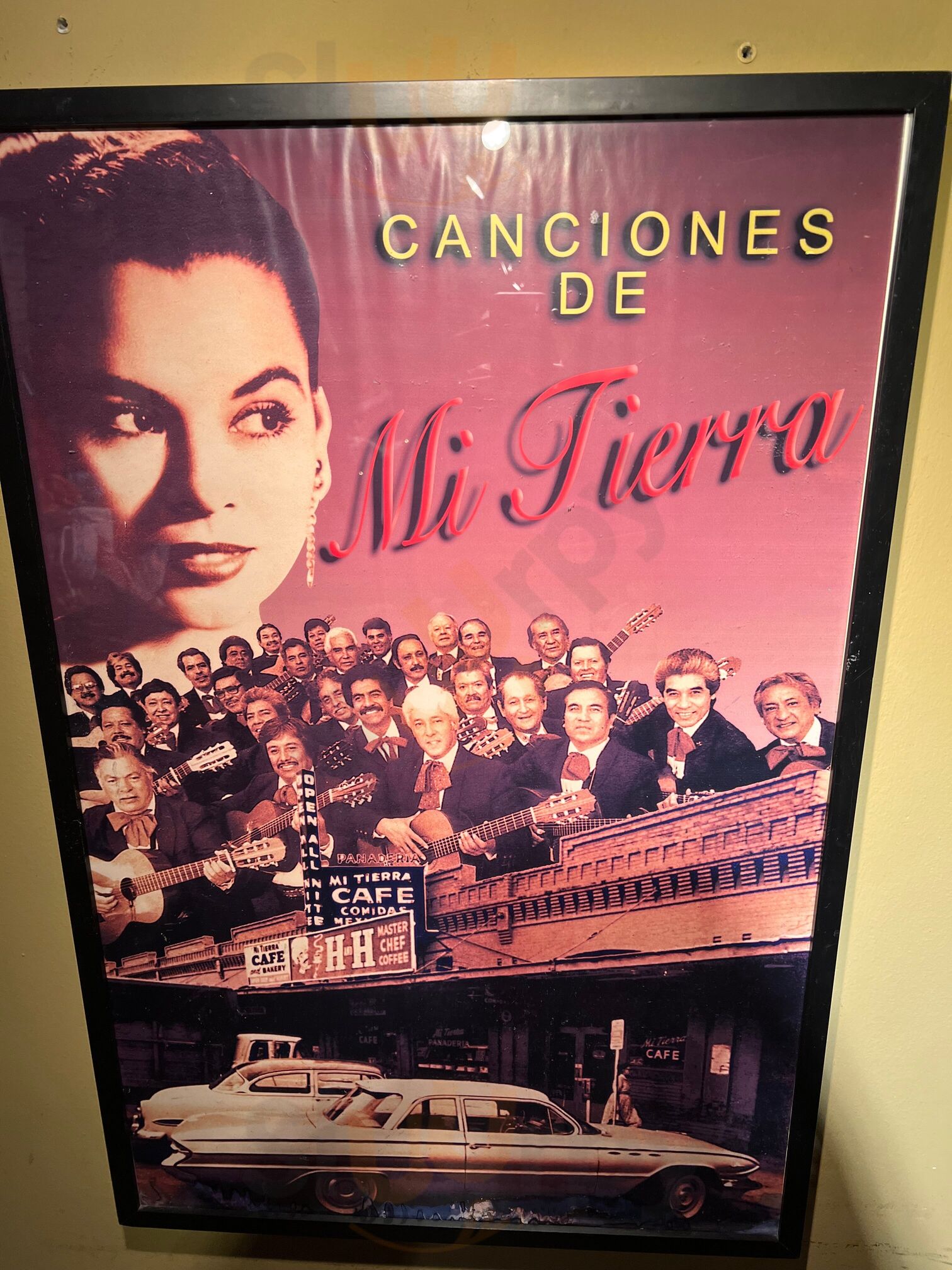 Mi Tierra Cafe & Bakery