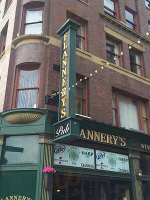 Flannery's Pub