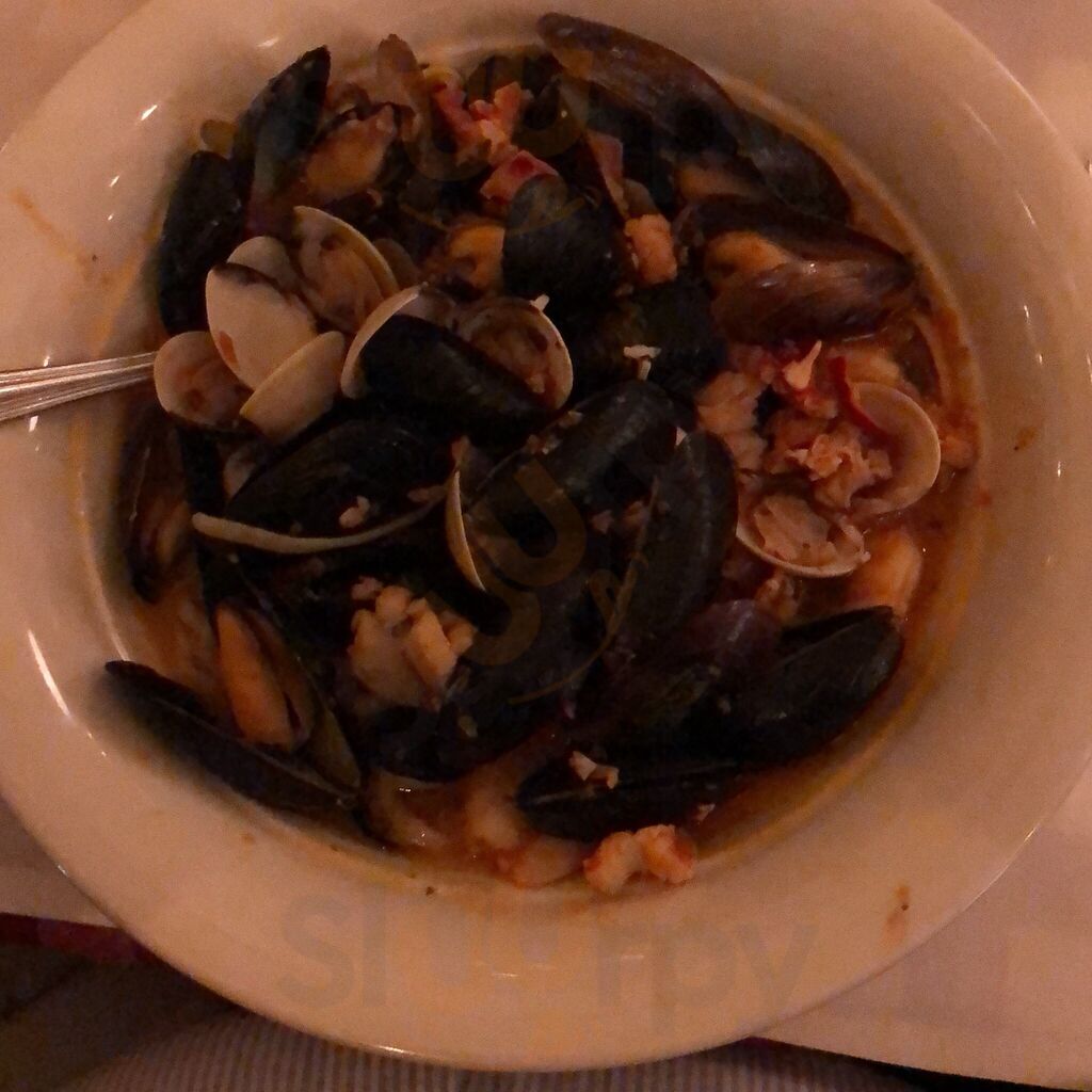 Maggiano's Little Italy