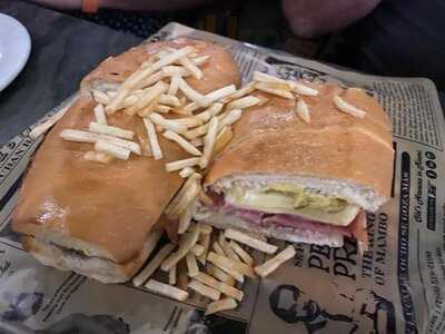 Old's Havana Cuban Bar & Cocina