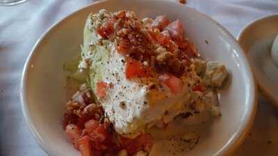 Gibsons Bar & Steakhouse