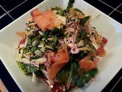 Charlies Bar & Kitchen