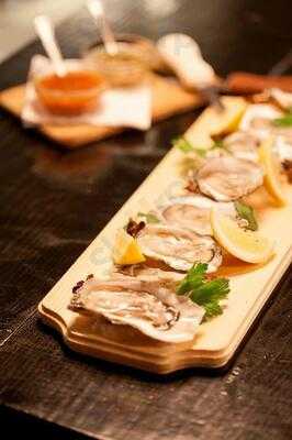 Charlies Bar & Kitchen