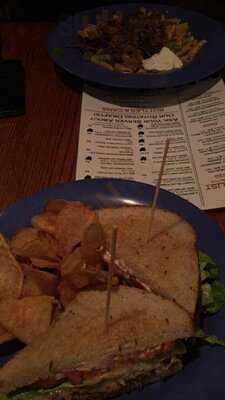 Tip Top Kitchen And Cocktails