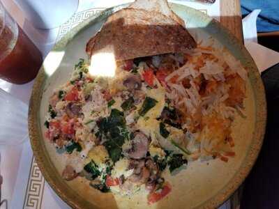 Chris' Pancake & Dining