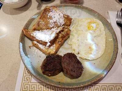 Chris' Pancake & Dining