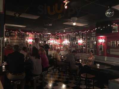 Hayes Barton Cafe And Dessertery