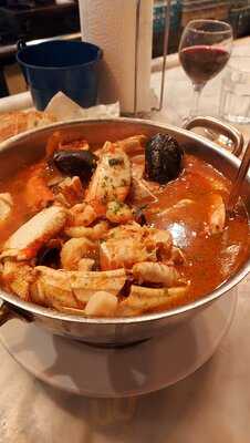 Sotto Mare Oysteria & Seafood