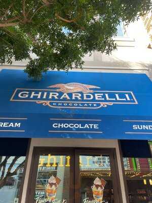 Ghirardelli Ice Cream & Chocolate Shop