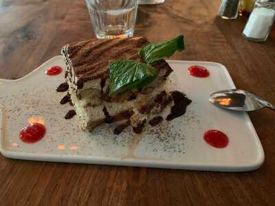 Pazzia Ristorante Italiano