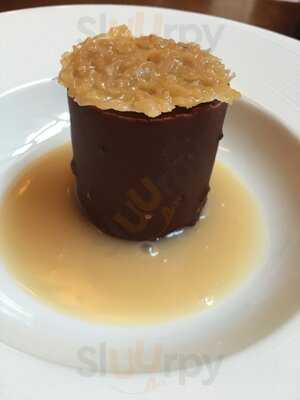 Metropole Restaurant At 21c Museum Hotel