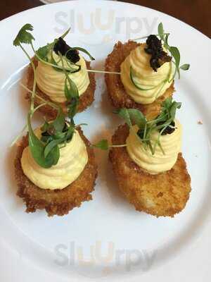 Metropole Restaurant At 21c Museum Hotel