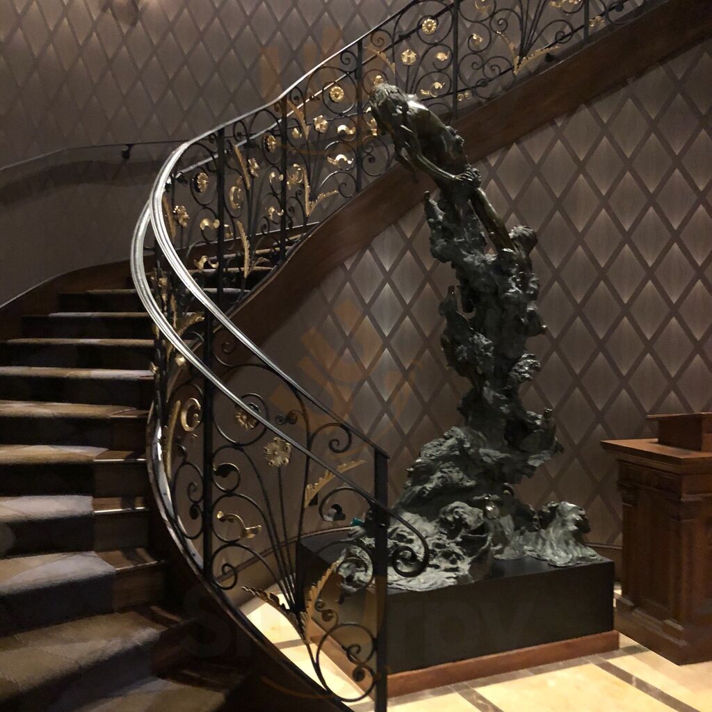 Centi Anni Alla Famiglia