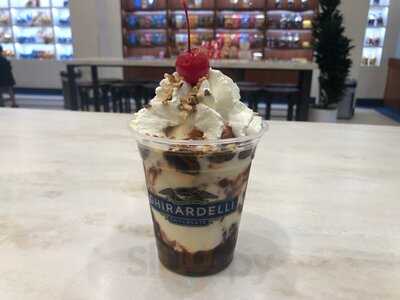 Ghirardelli Ice Cream & Chocolate Shop