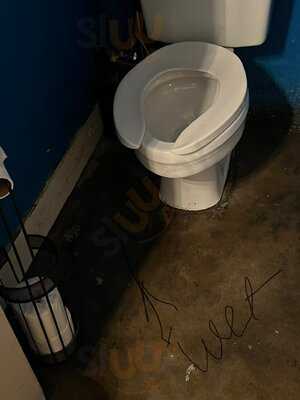 Tito's Restaurant Y Cantina