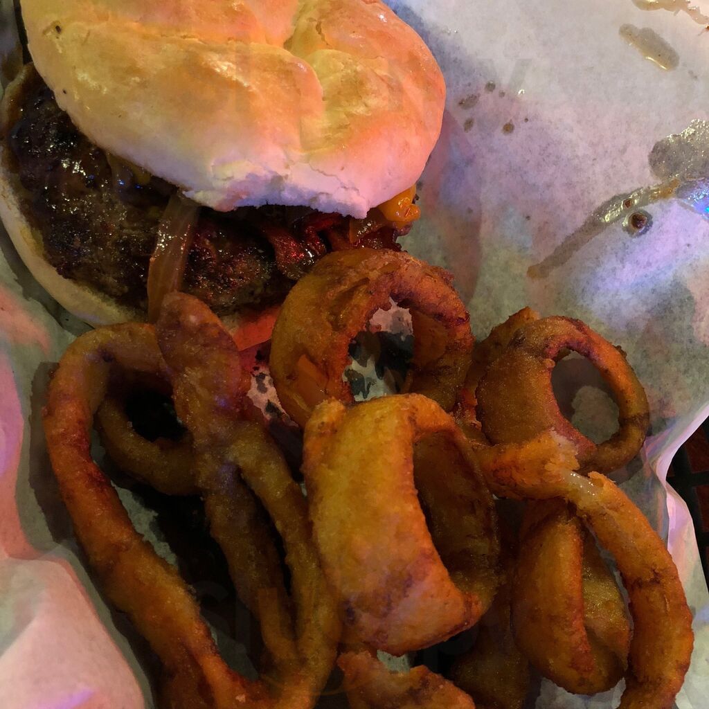 Lucky 13 Bar And Grill