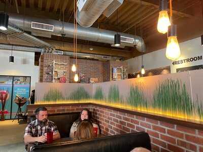 5280 Burger Bar - Downtown Denver Pavilions