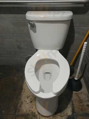 Fixture Kitchen & Social Lounge