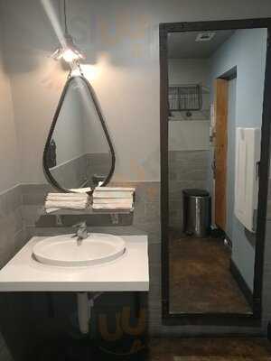 Fixture Kitchen & Social Lounge