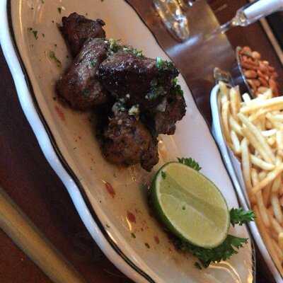 The Avenue Steak Tavern