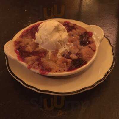 The Avenue Steak Tavern